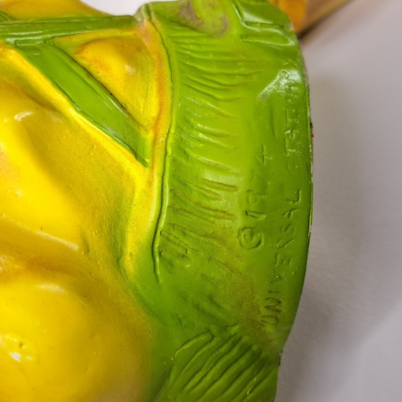 Vintage Boy & Dog , Girl & Cat Figurine 1974 Unversal Statury Corp - Picture 10 of 17